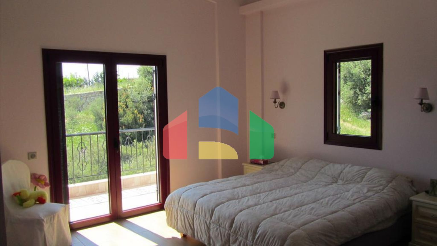 Продажа - Вилла 595 m² в центральной Греции