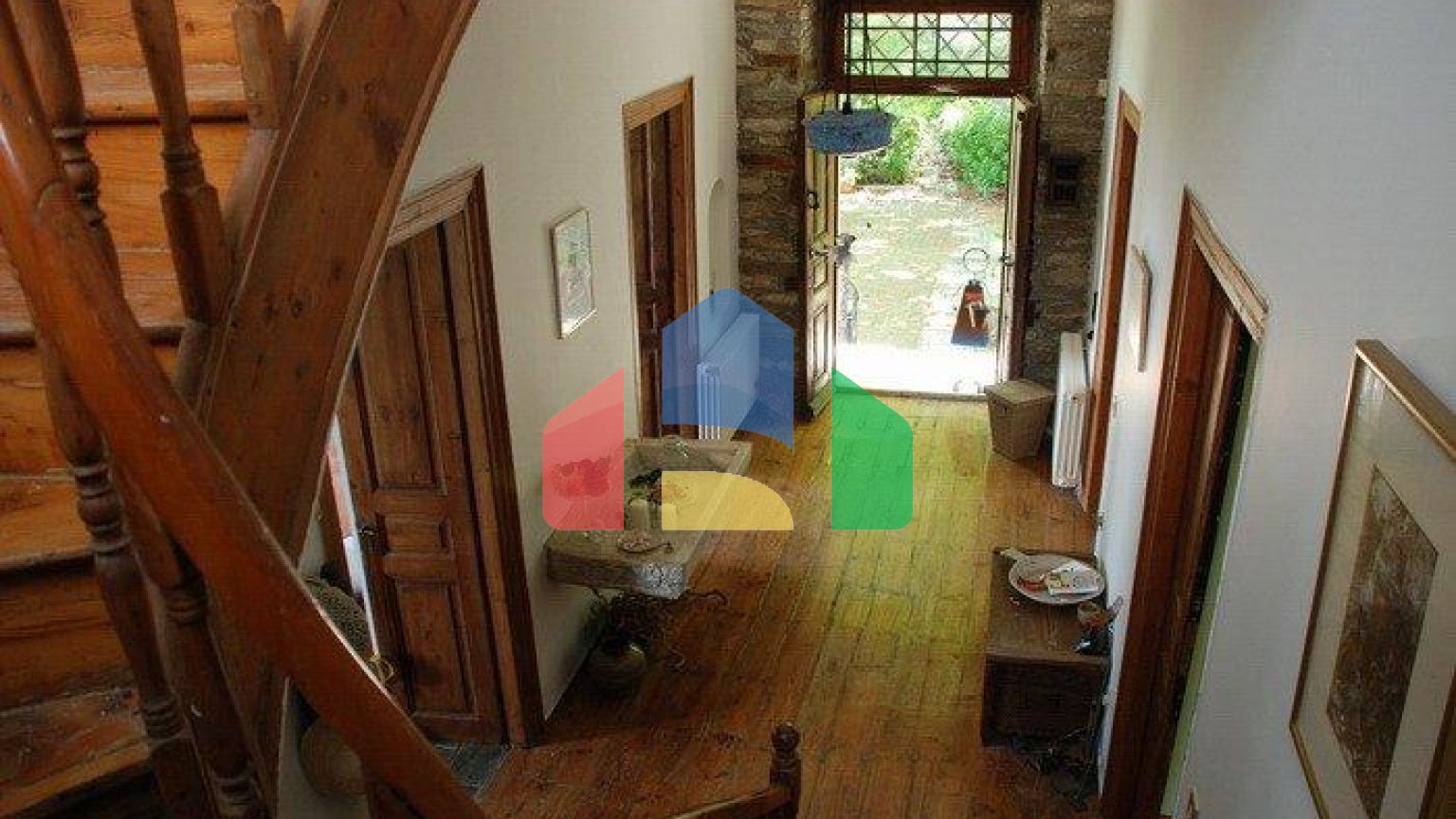 Продаж - Котедж 280 m² в Волосі-Піліо