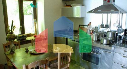 Продаж - Котедж 280 m² в Волосі-Піліо