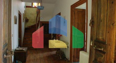 Продаж - Котедж 280 m² в Волосі-Піліо