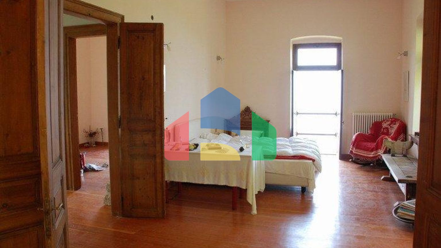 Продаж - Котедж 280 m² в Волосі-Піліо