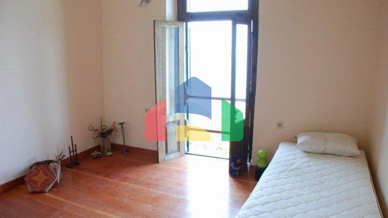 Продаж - Котедж 280 m² в Волосі-Піліо