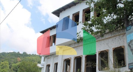 Продаж - Котедж 210 m² в Волосі-Піліо