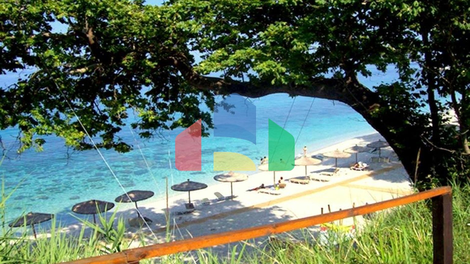 Продаж - Готель 900 m² в Волосі-Піліо