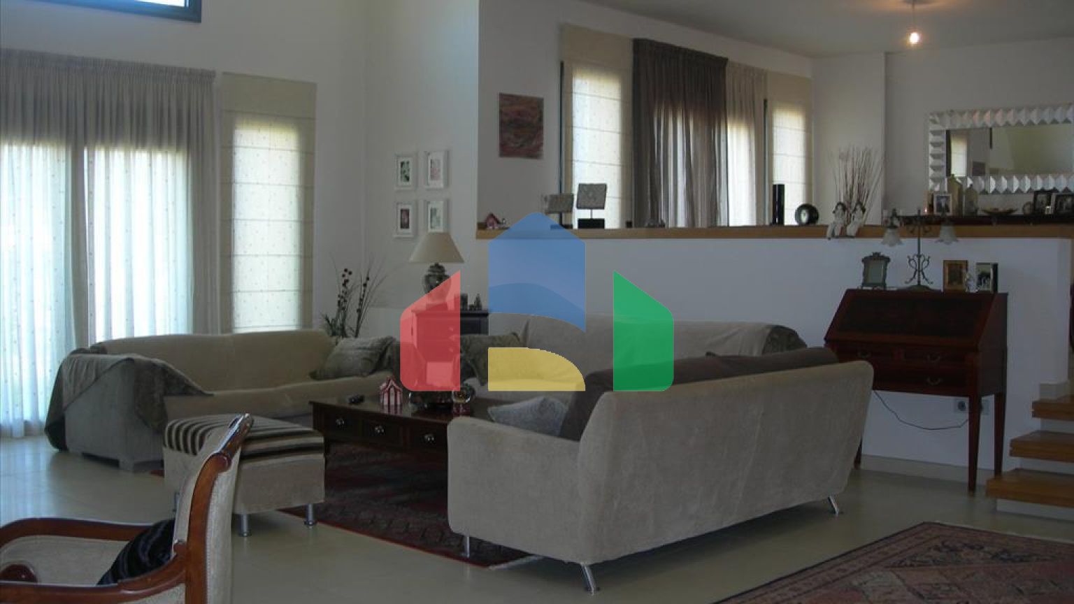 Продаж - Котедж 520 m² в Волосі-Піліо