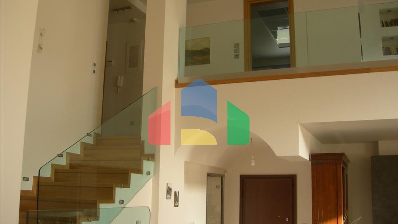 Продаж - Котедж 520 m² в Волосі-Піліо