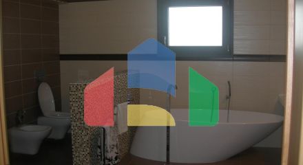 Продаж - Котедж 520 m² в Волосі-Піліо