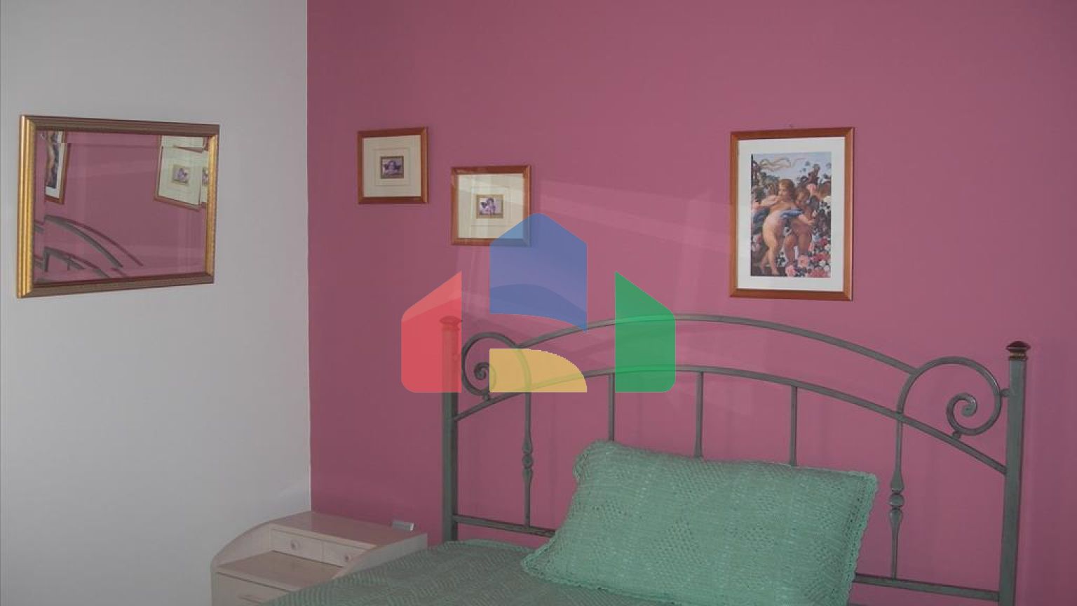 Продаж - Котедж 520 m² в Волосі-Піліо