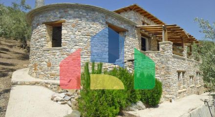 For Sale - Villa 270 m² in Volos-Pilio