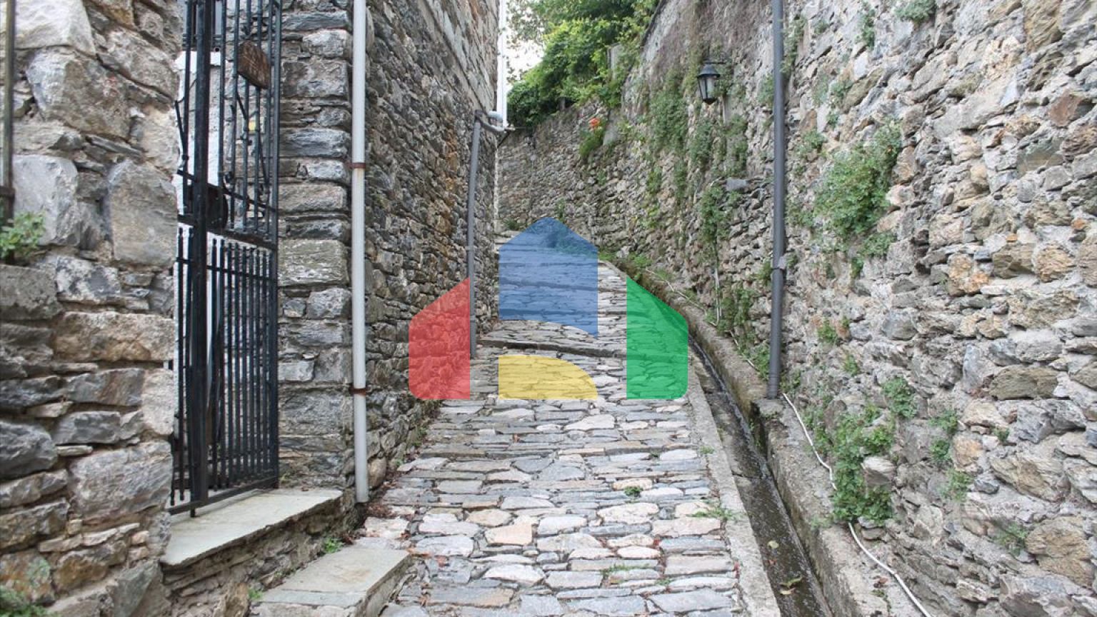 Продаж - Котедж 70 m² в Волосі-Піліо