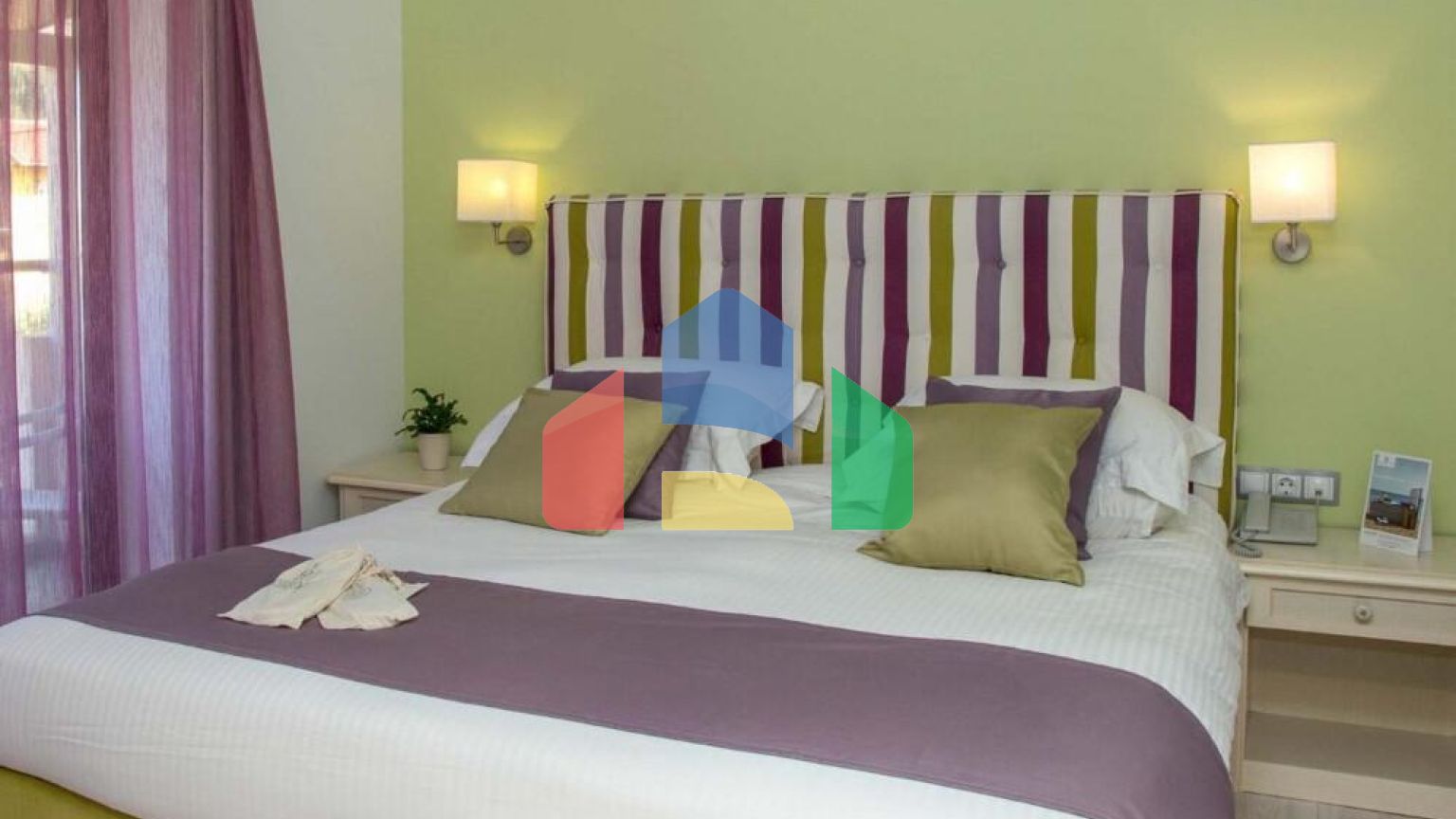 Продаж - Готель 2000 m² на Тасосі