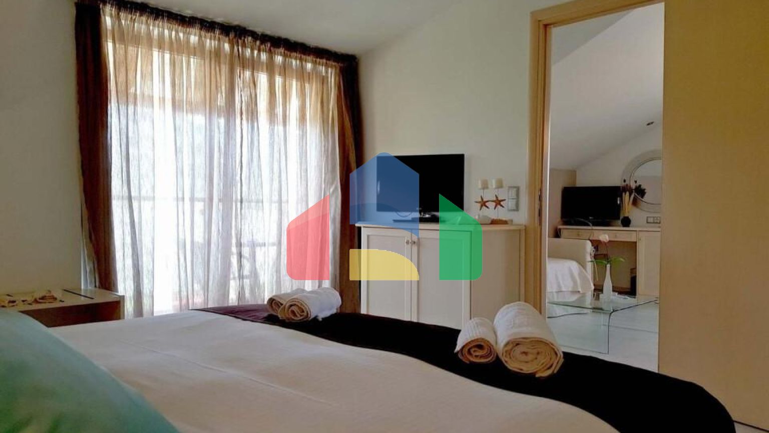 Продаж - Готель 2000 m² на Тасосі