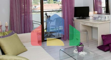 Продаж - Готель 2000 m² на Тасосі