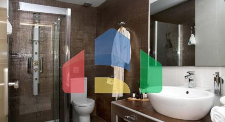 Продаж - Готель 2000 m² на Тасосі