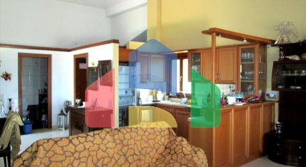 Продаж - Квартира 213 m² на Тасосі