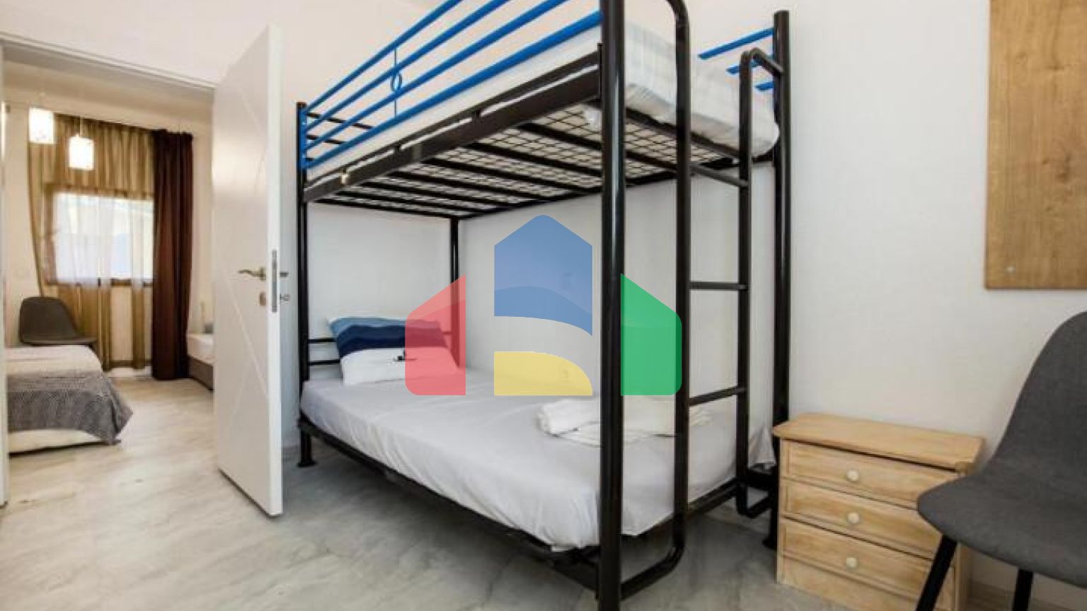 Продаж - Готель 215 m² на Тасосі