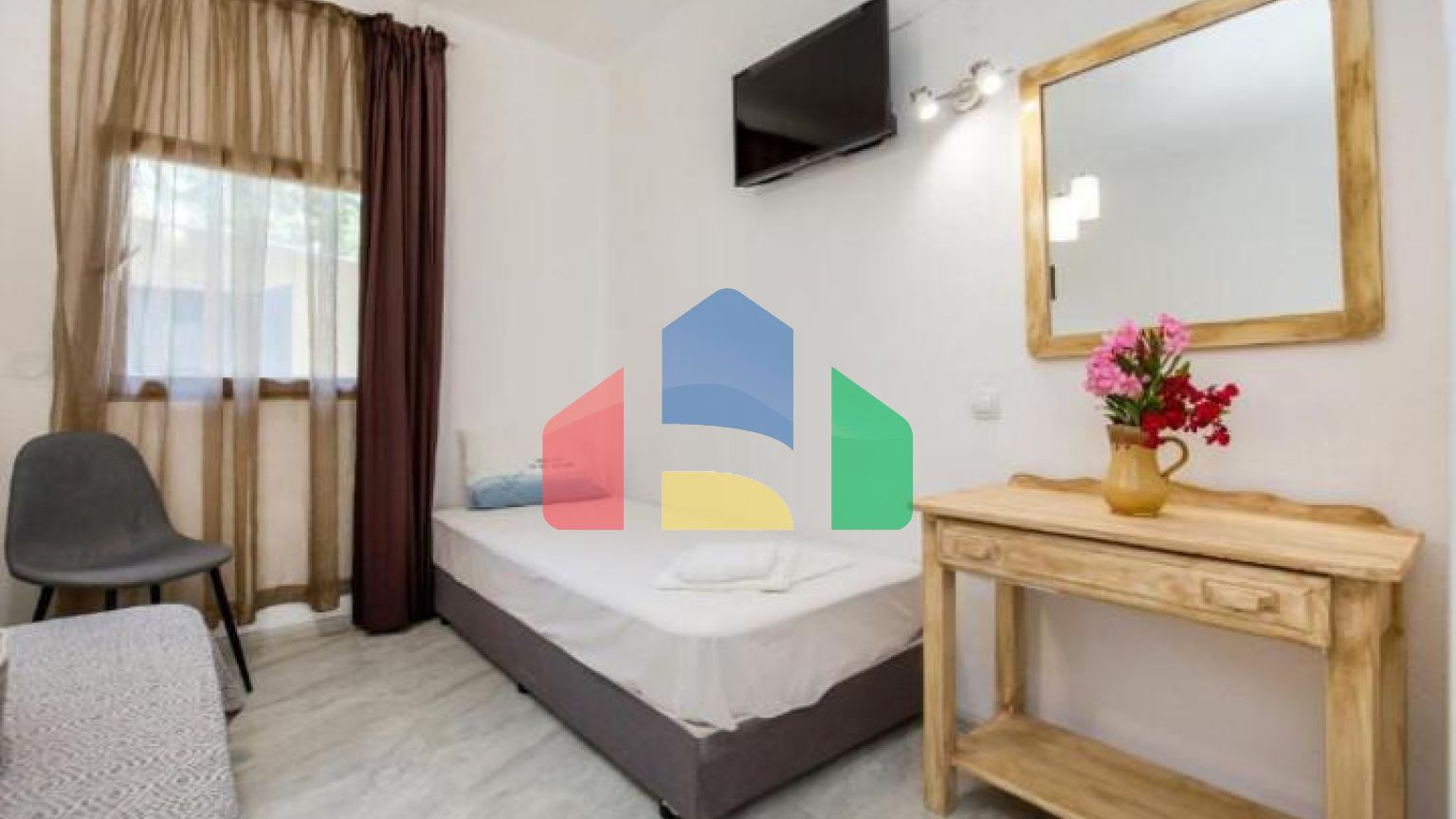 Продаж - Готель 215 m² на Тасосі