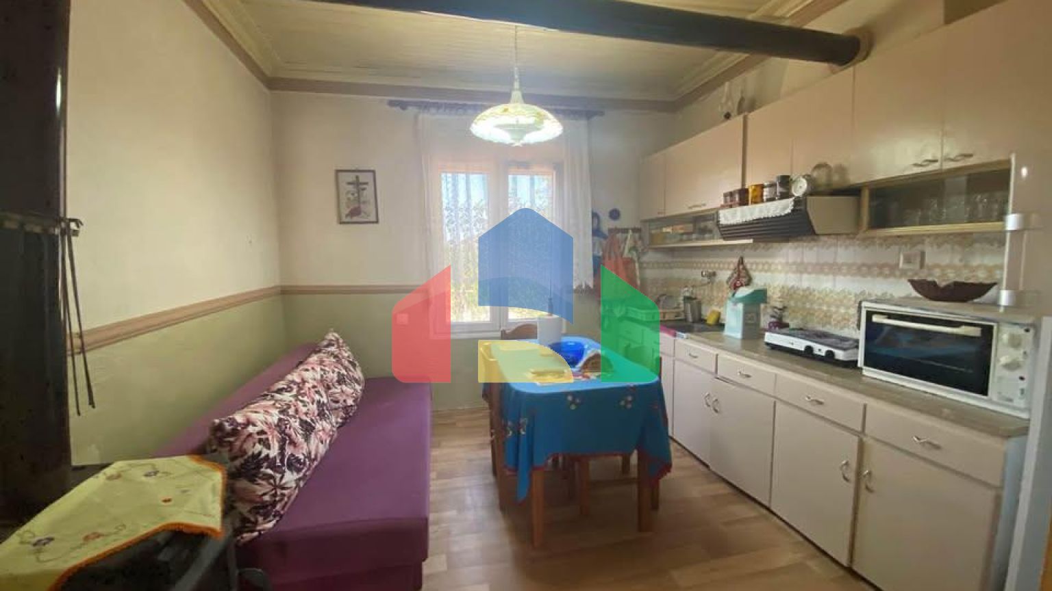 Продаж - Котедж 130 m² на Тасосі