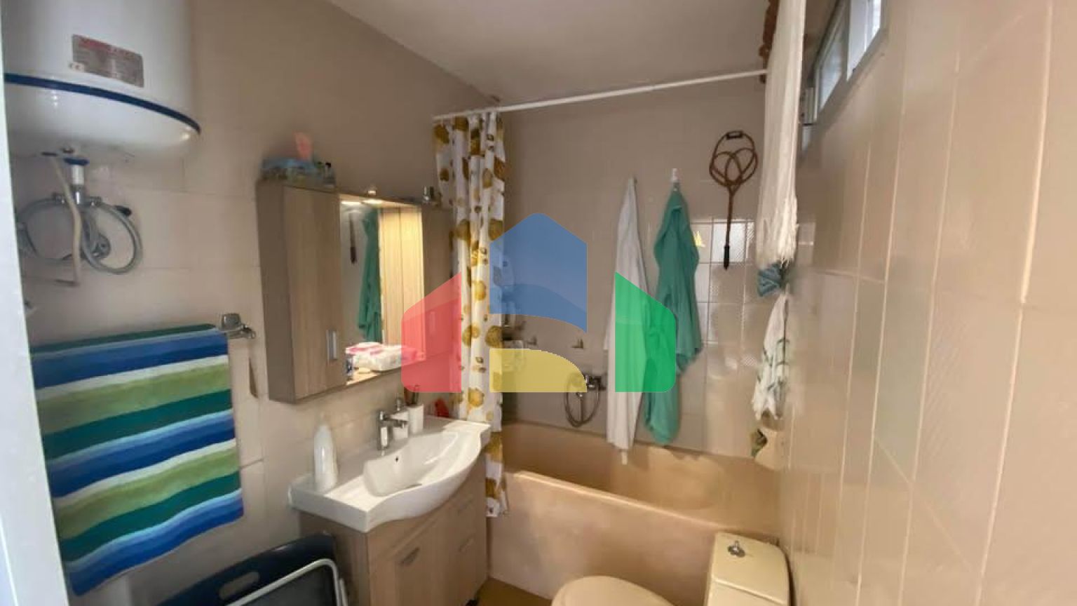 Продаж - Котедж 130 m² на Тасосі