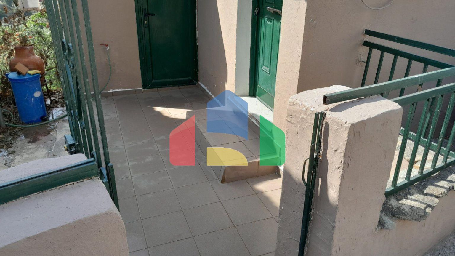 Продаж - Котедж 83 m² на Тасосі