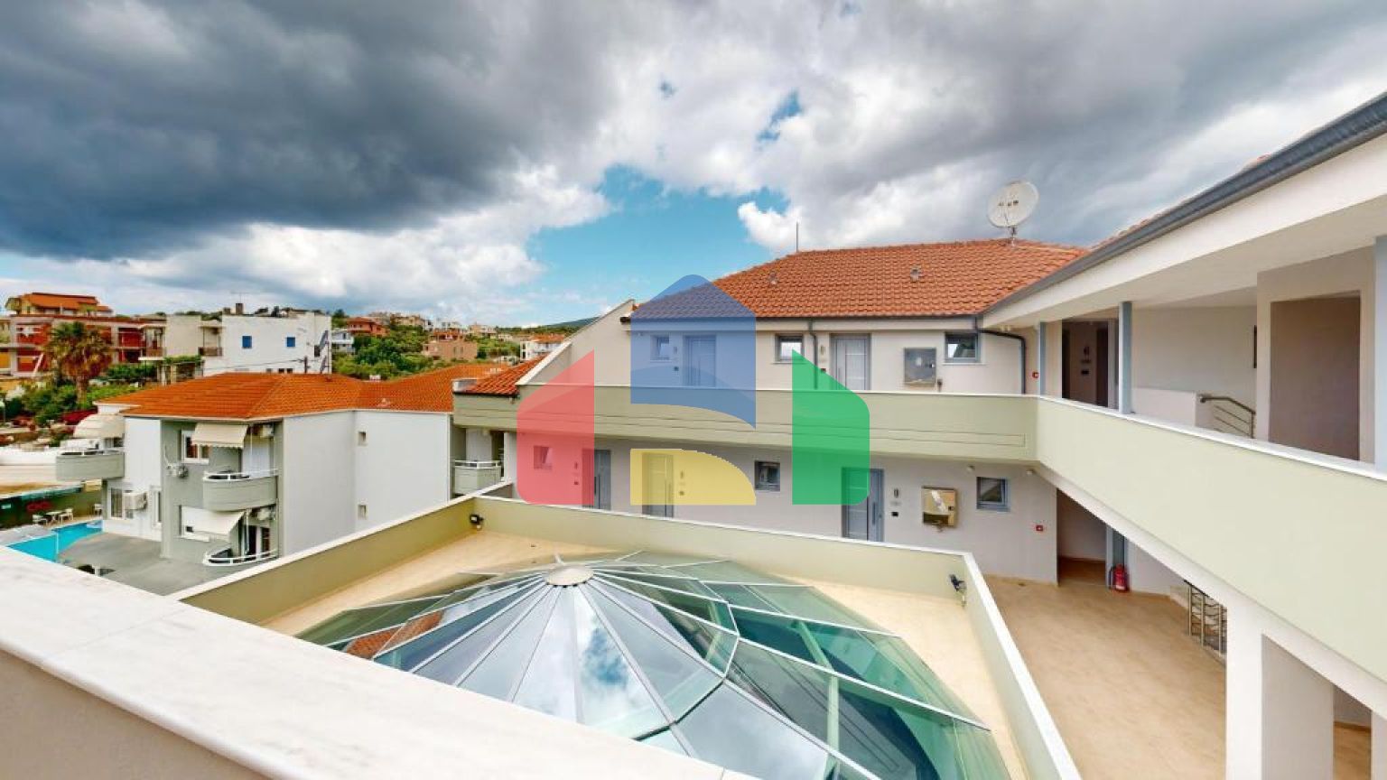 Продажа - Гостиница 4000 m² на Тасосе