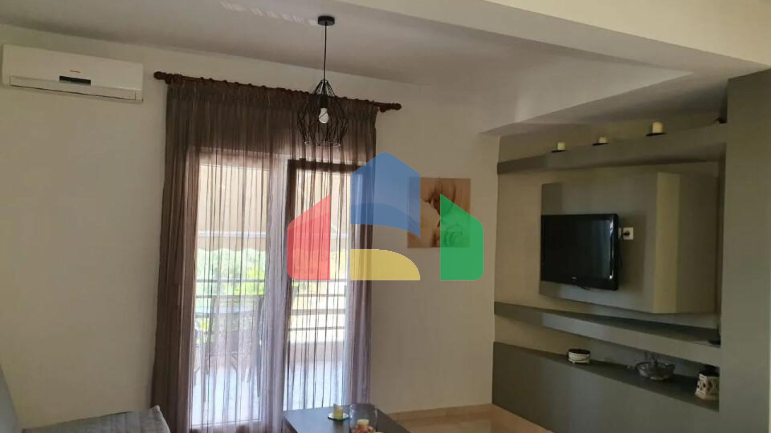 Продаж - Готель 265 m² на Тасосі