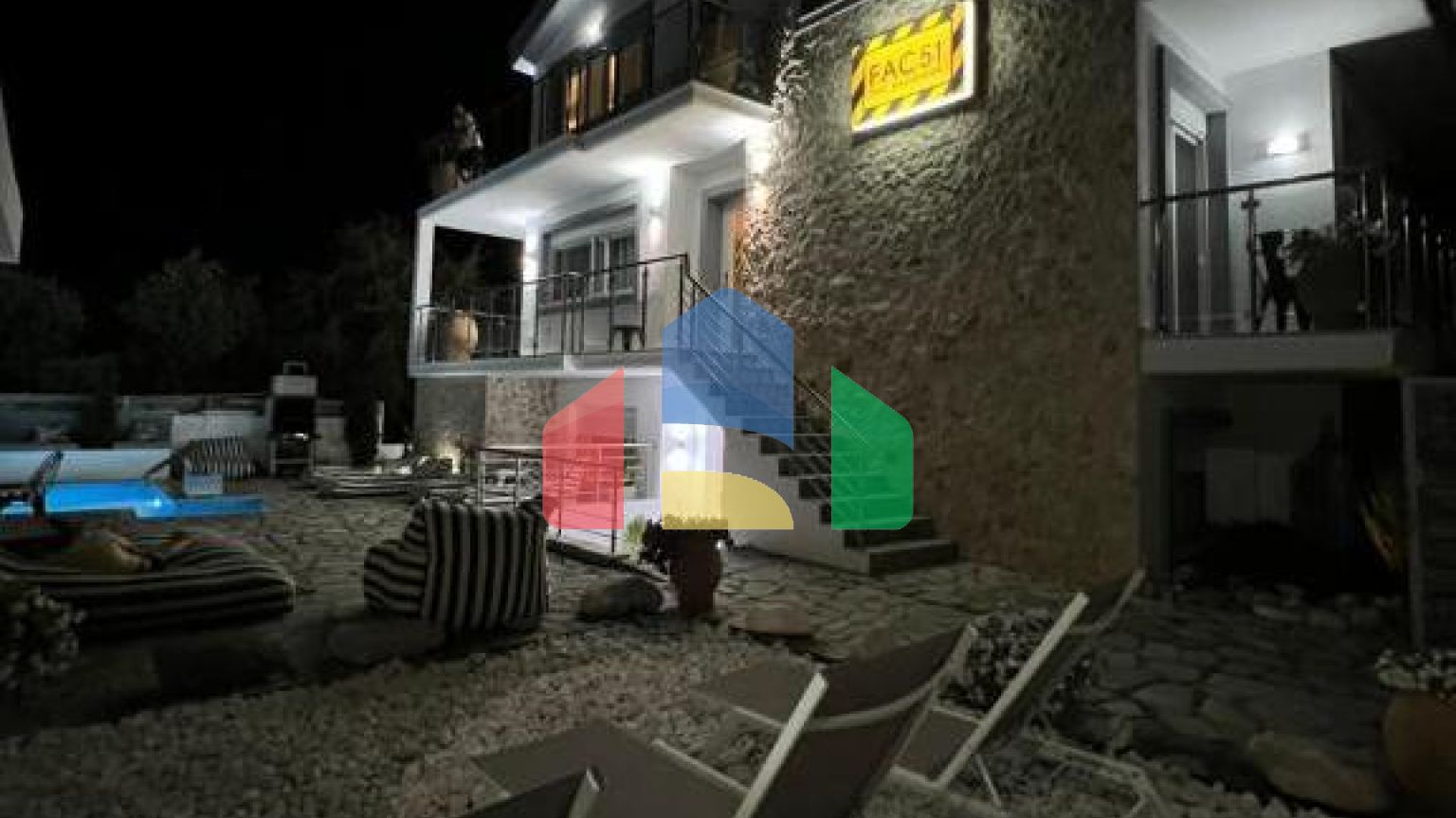 Продаж - Вілла 270 m² на Тасосі