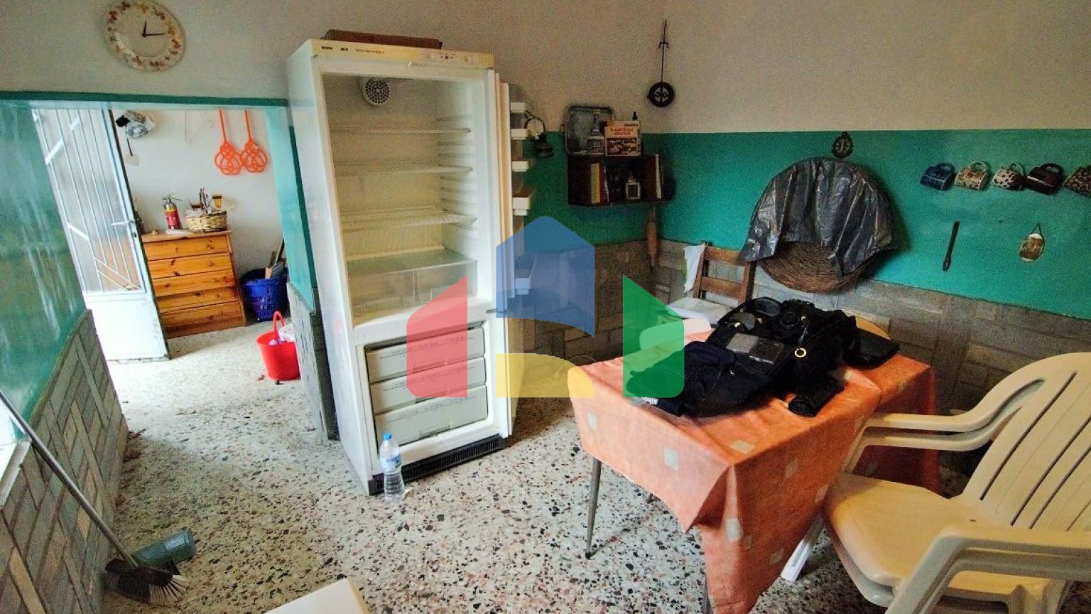 Продаж - Котедж 415 m² на Тасосі