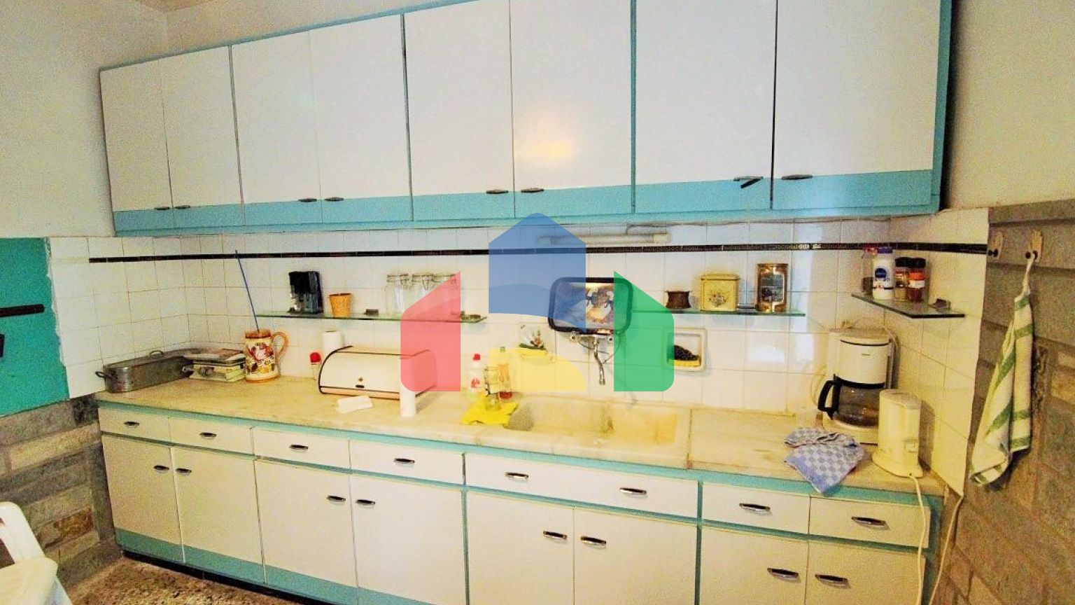 Продаж - Котедж 415 m² на Тасосі