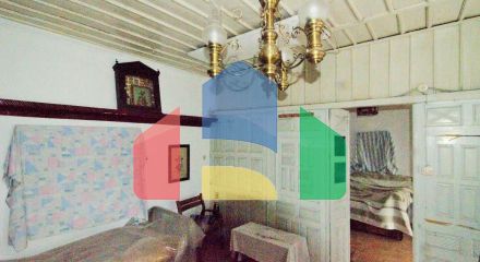 Продаж - Котедж 415 m² на Тасосі