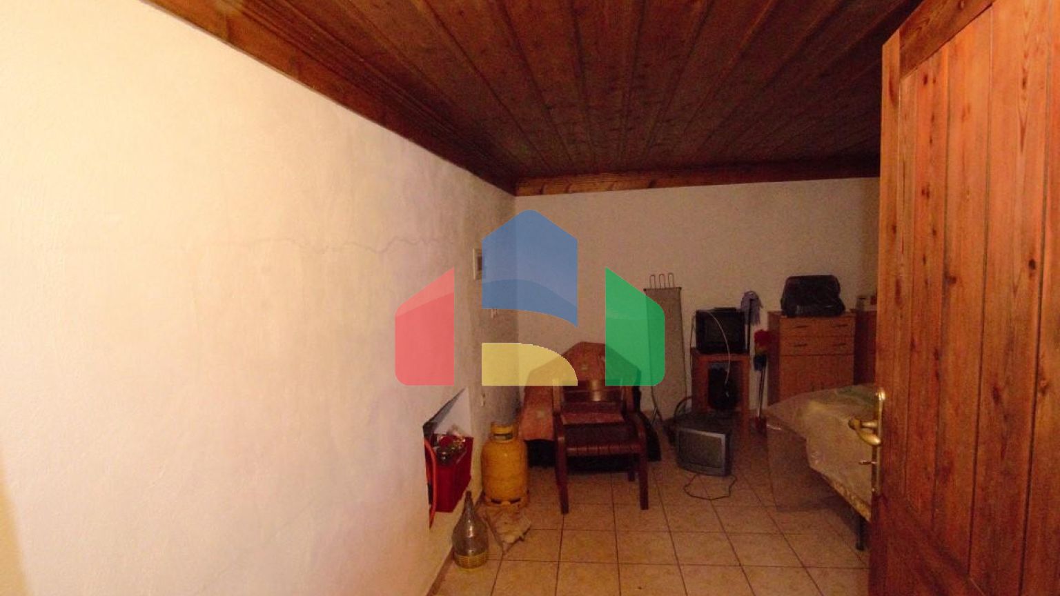 Продаж - Котедж 415 m² на Тасосі