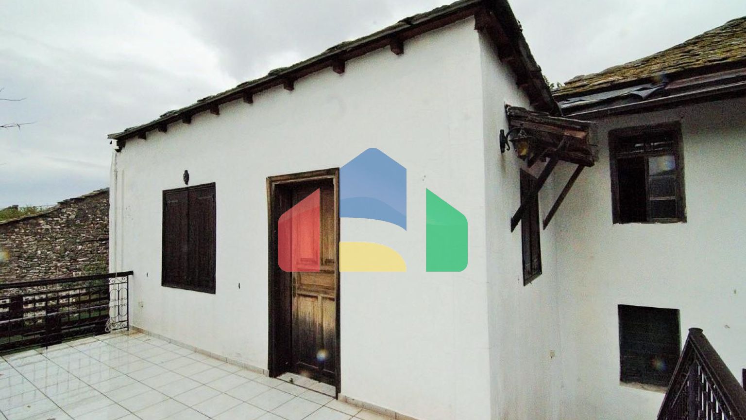 Продаж - Котедж 415 m² на Тасосі