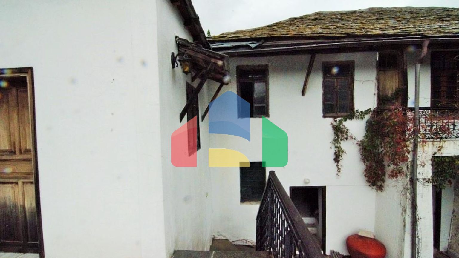 Продаж - Котедж 415 m² на Тасосі