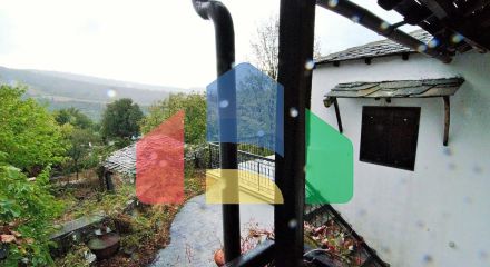 Продаж - Котедж 415 m² на Тасосі