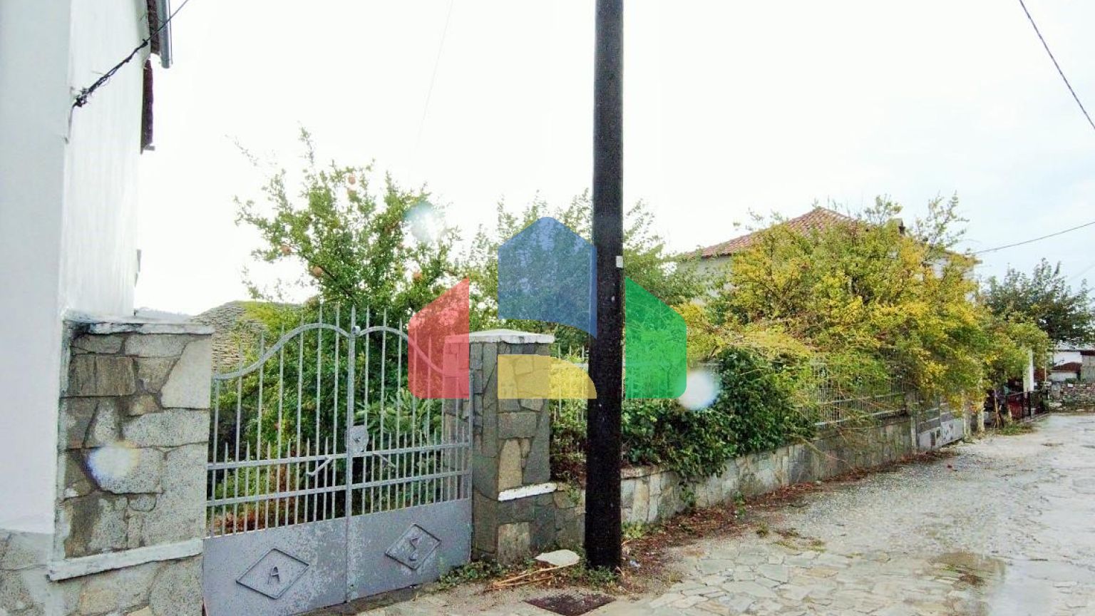 Продаж - Котедж 415 m² на Тасосі