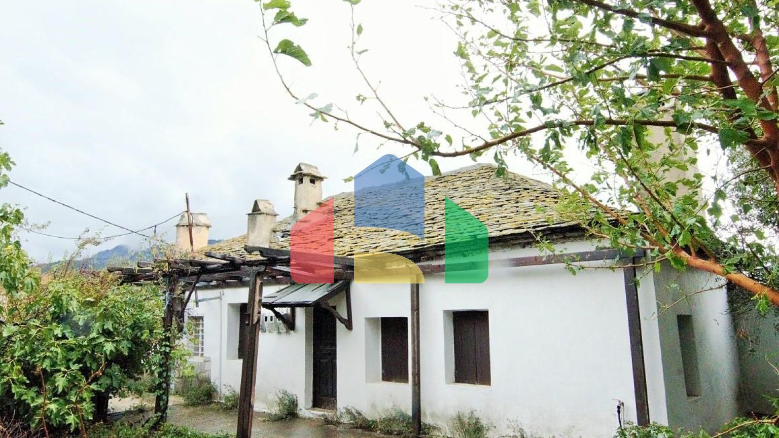 Продаж - Котедж 415 m² на Тасосі