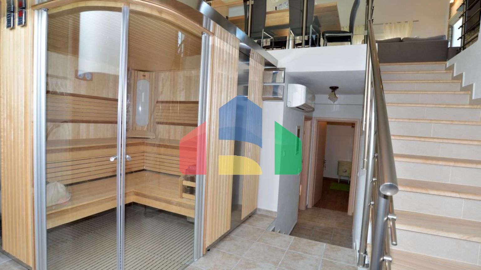 Продаж - Бізнес 410 m² на Тасосі