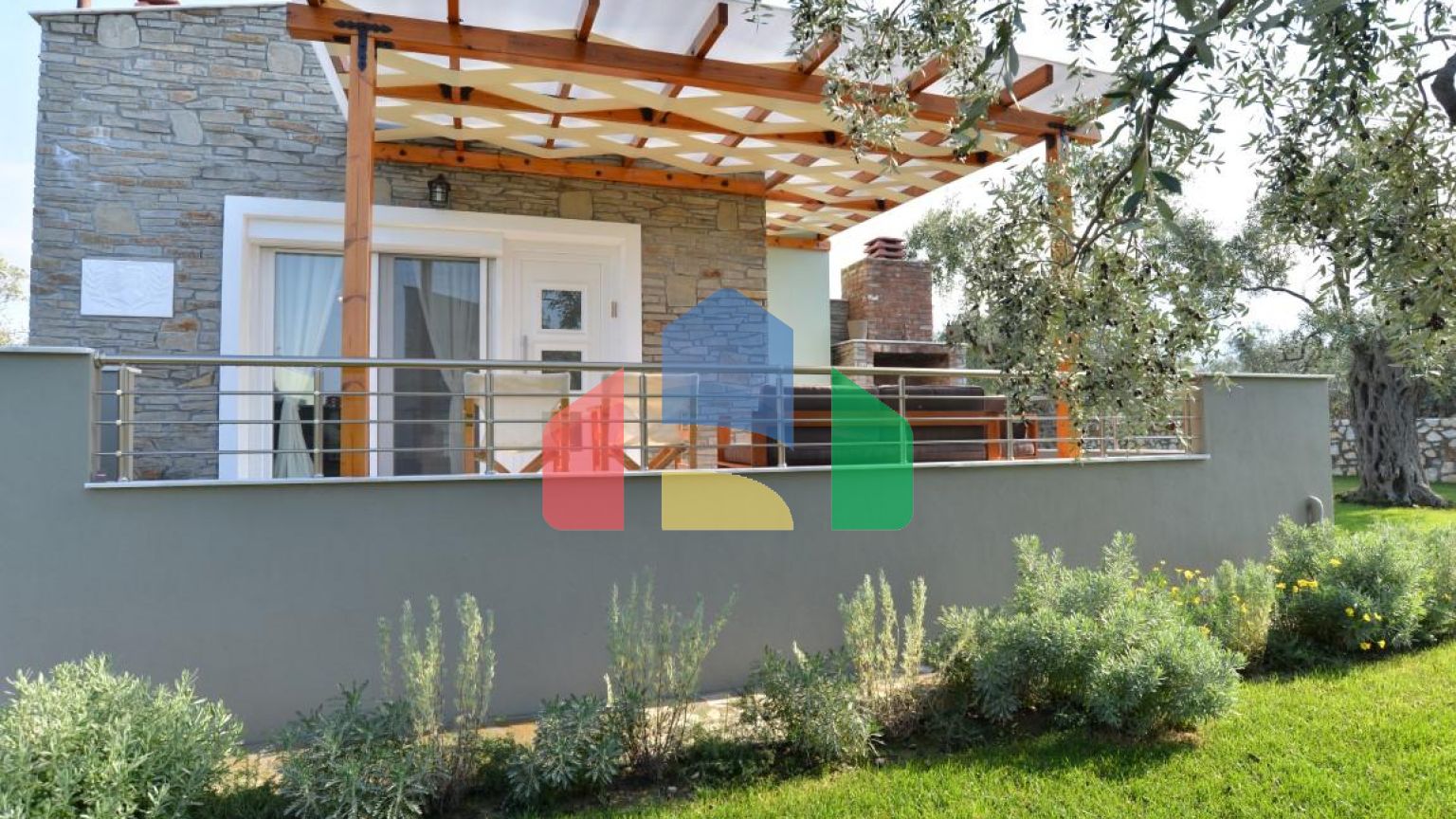 Продаж - Бізнес 410 m² на Тасосі