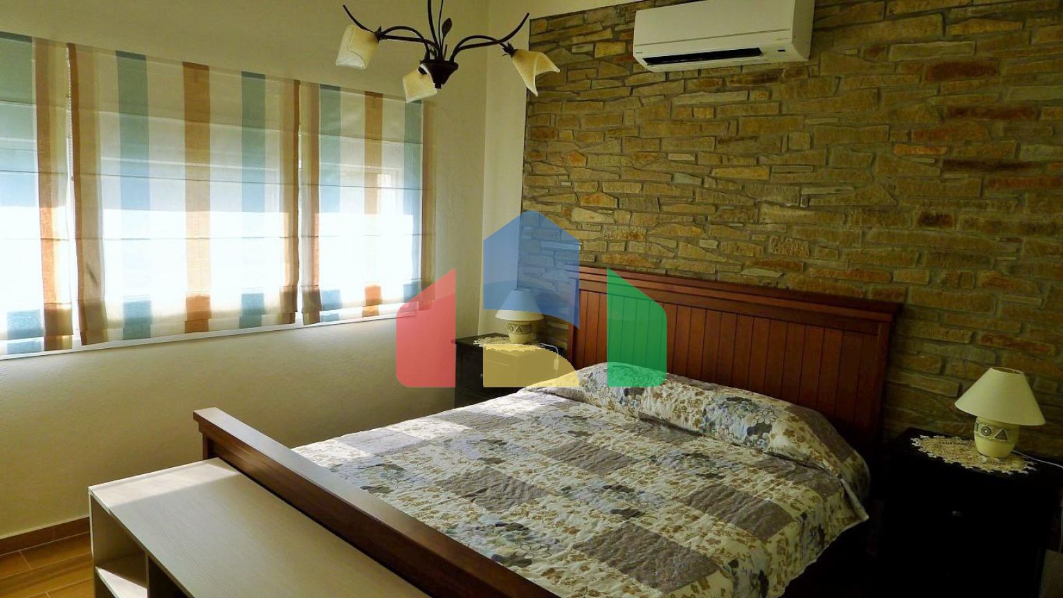 Продаж - Бізнес 410 m² на Тасосі