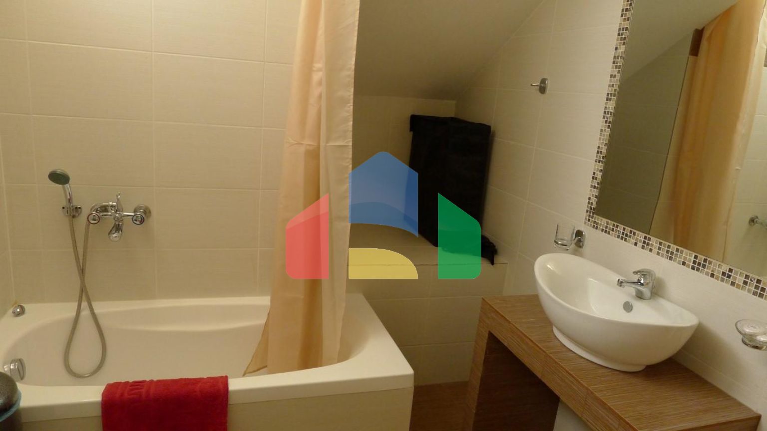 Продаж - Бізнес 410 m² на Тасосі