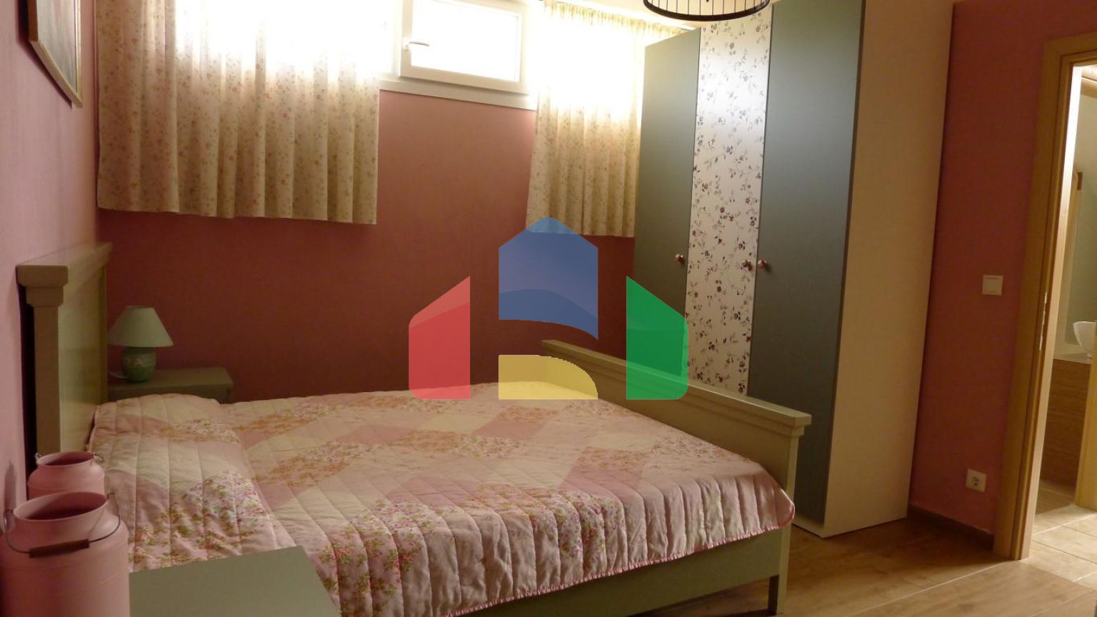 Продаж - Бізнес 410 m² на Тасосі