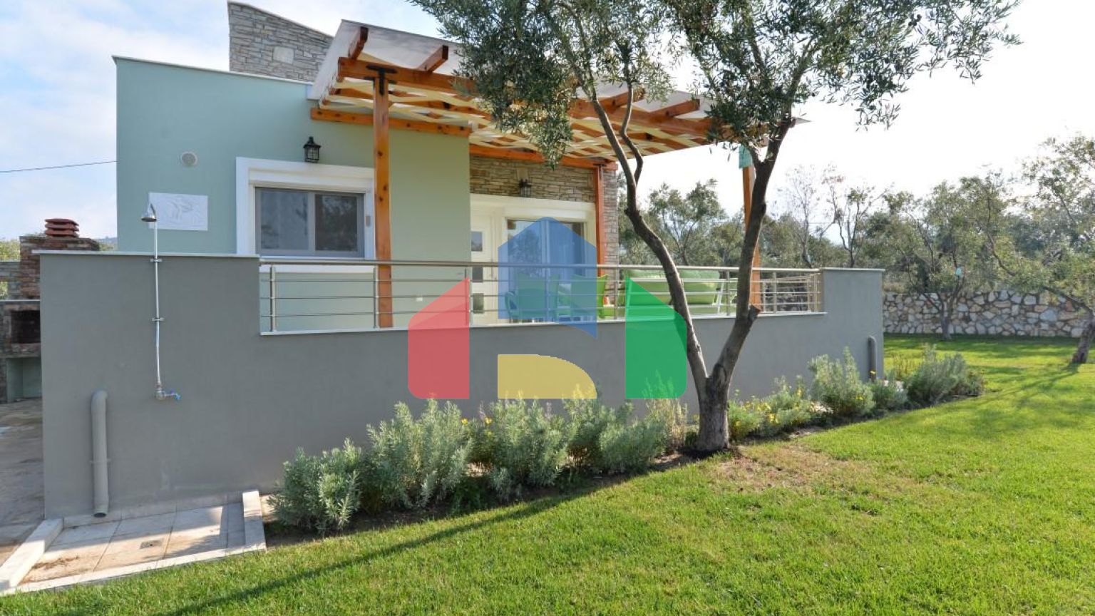 Продаж - Бізнес 410 m² на Тасосі