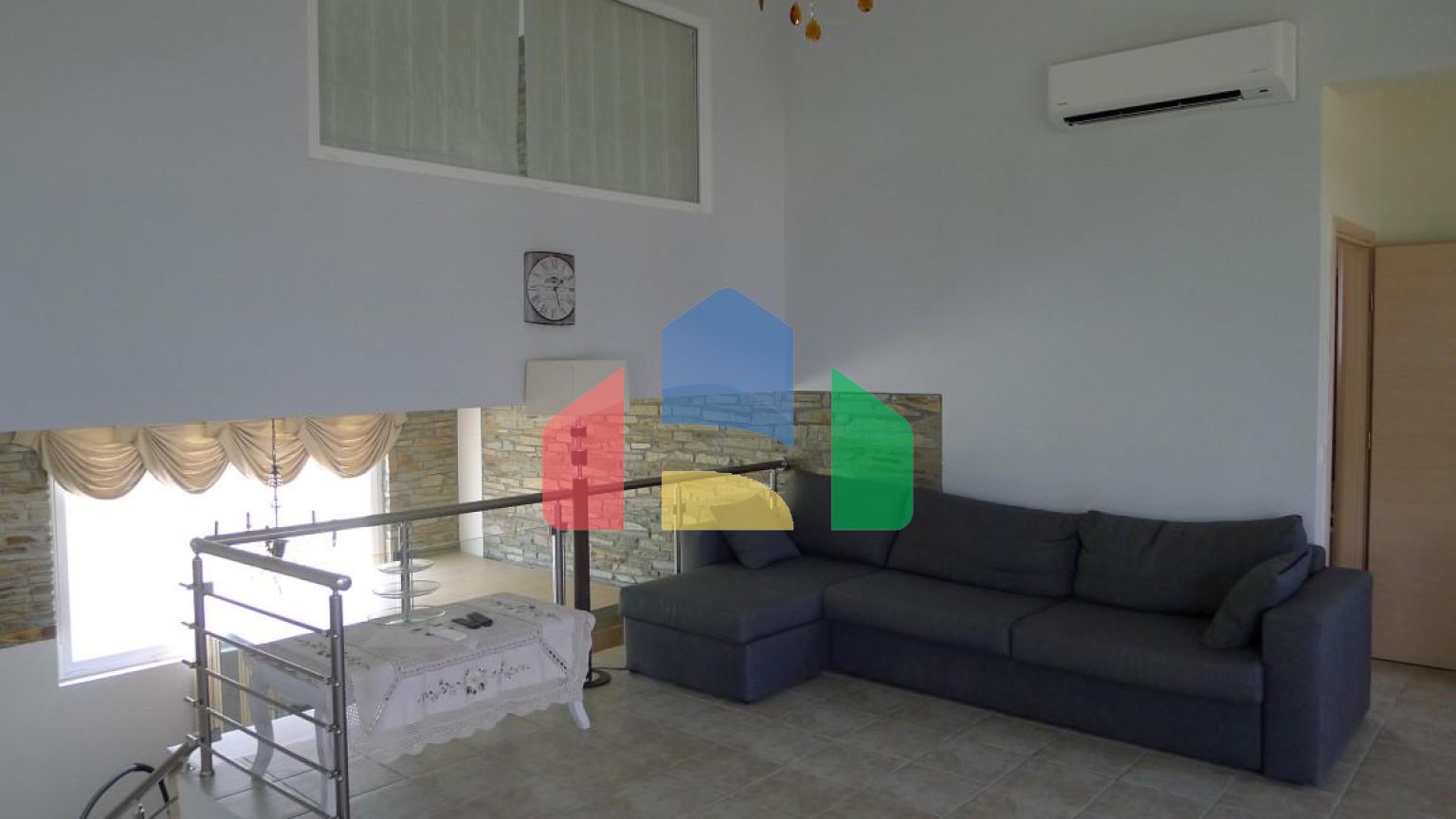 Продаж - Бізнес 410 m² на Тасосі