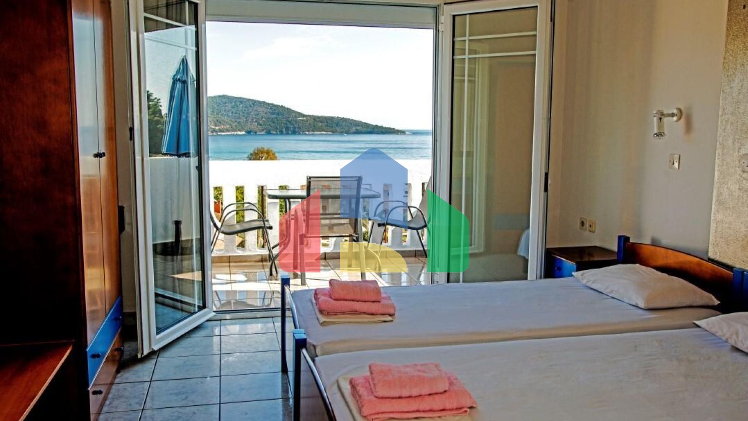 Продаж - Готель 320 m² на Тасосі