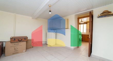 Продаж - Котедж 94 m² на Тасосі