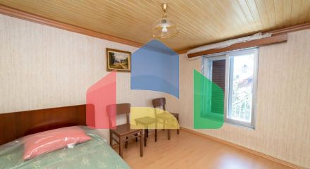 Продаж - Котедж 94 m² на Тасосі