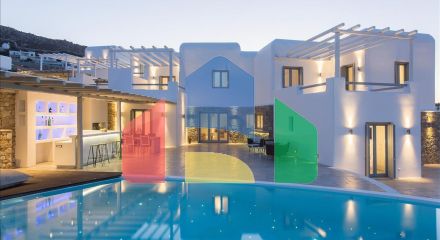 For Sale - Villa 460 m² in Cyclades