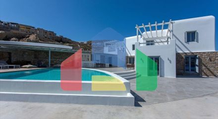 For Sale - Villa 460 m² in Cyclades