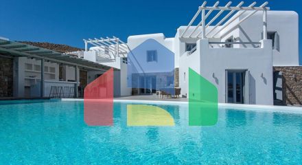 For Sale - Villa 460 m² in Cyclades