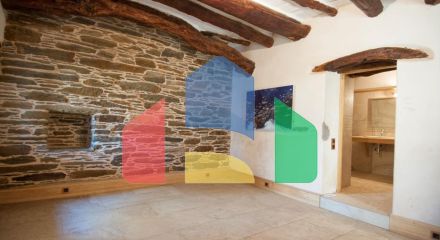 Продаж - Бізнес 1141 m² Кіклади